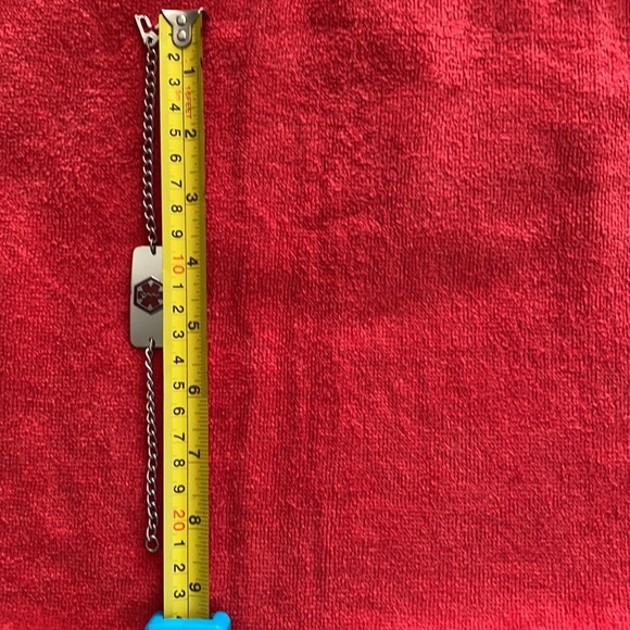 TETANUS ALLERGY BRACELET (medical) - Picture 5 of 9